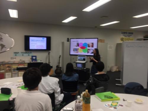 Natsumi presenting in speaking skills